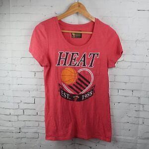NBA MIAMI HEAT BASKETBALL EST 1988 RED SHORT SLEEVE T SHIRT SIZE LARGE